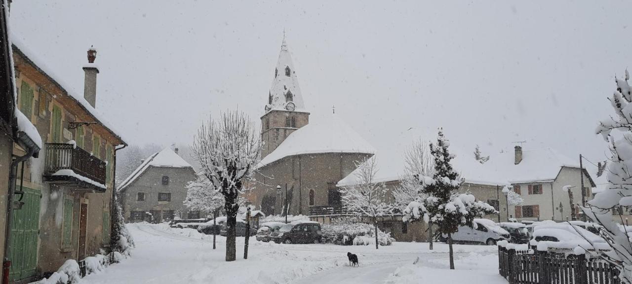 Le Gite Des Vagabonds Chichilianne Exterior foto
